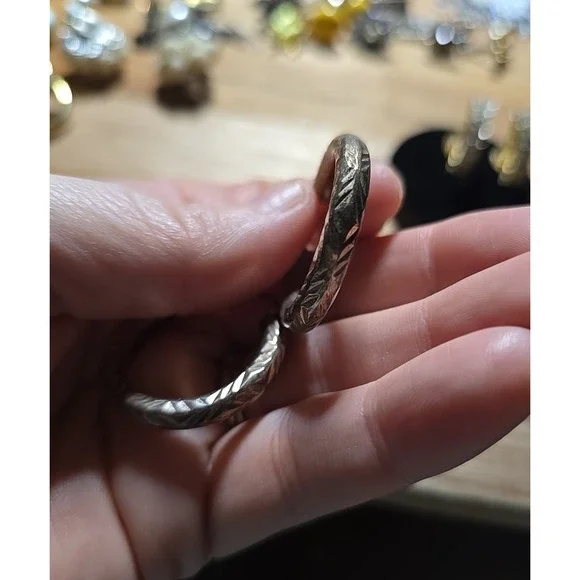 Pair of 2 Vtg Silver Tone Rhinestone Elegant Statement Hoop Earrings Jewelry - Picture 6 of 6